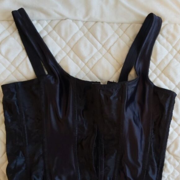 Empire Vintage Women's Lace Up Black Goth Halloween Corset Size 38 - Picture 2 of 6